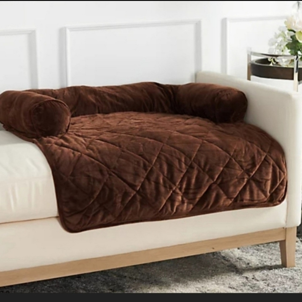 New pet protector bed
